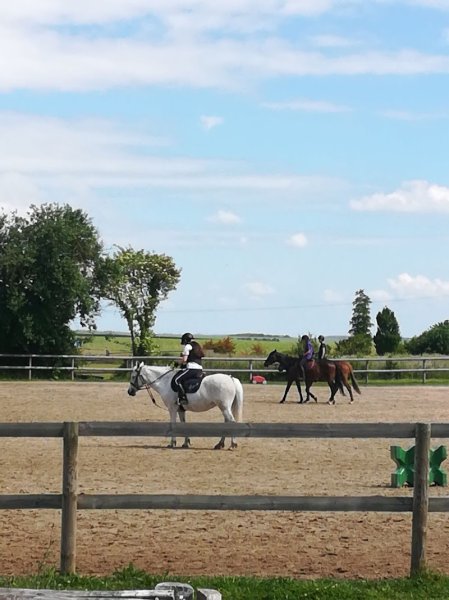 Ecuries de Livilliers