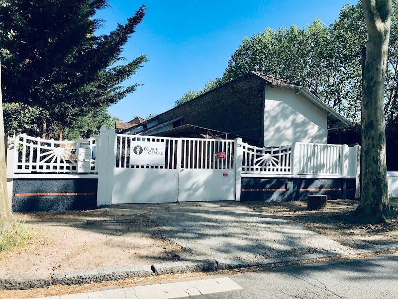 Ecurie du Cercle - photo 1
