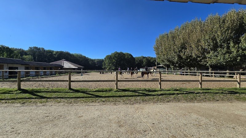 Centre Équestre, Les Alluets Le Roi - photo 2