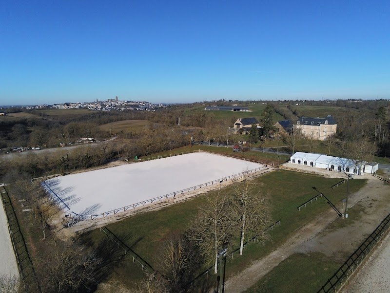 Domaine de Combelles centre équestre, équitation