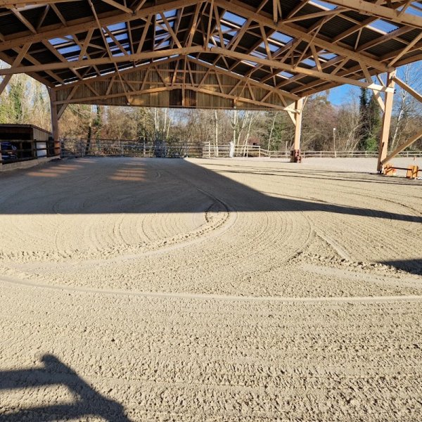 Écurie Lamorlaye Équestre - photo 1