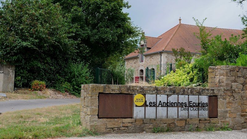 Les anciennes écuries des Oudairies - photo 1