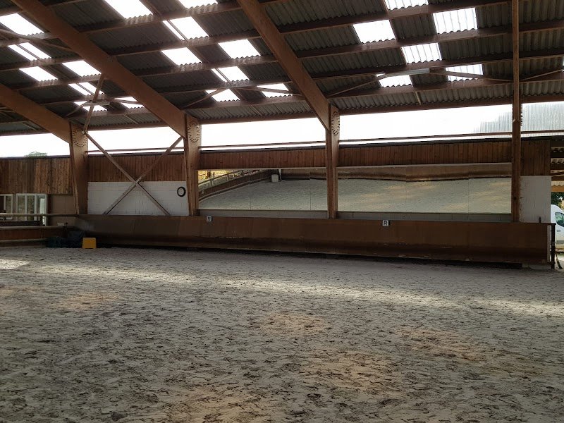 Les Ecuries de Mézières