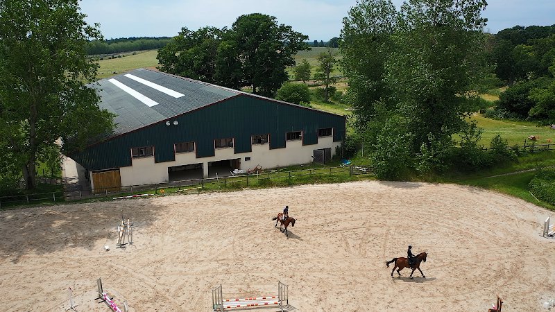 Centre Équestre de la Bergerie Nationale - photo 1