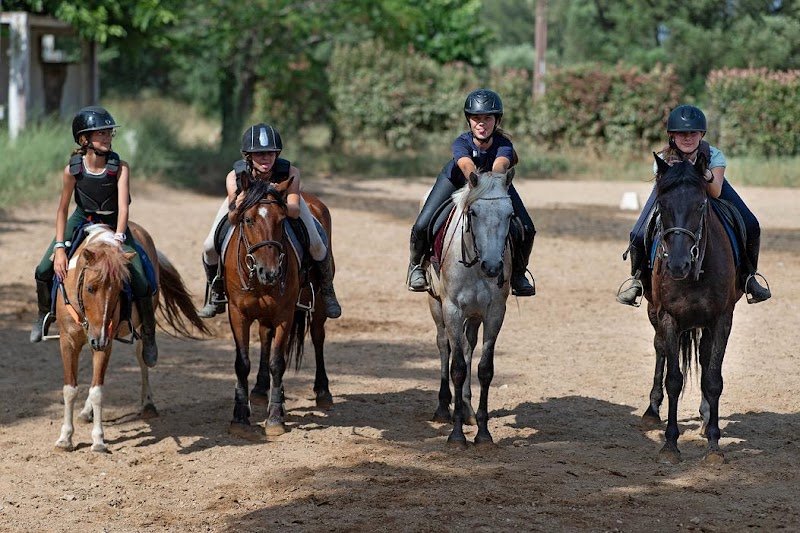 Poney Club - photo 2