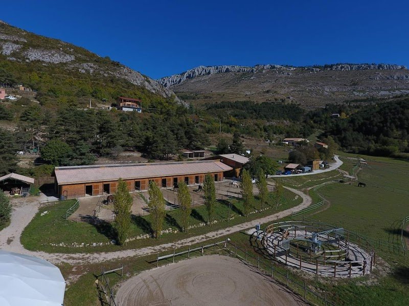 Ecurie La Choukasserie - photo 1