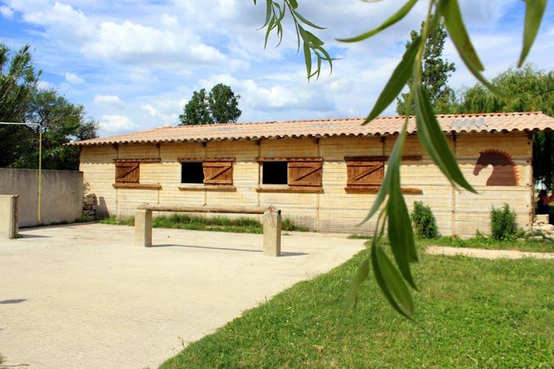 Ecurie yanenga - photo 1