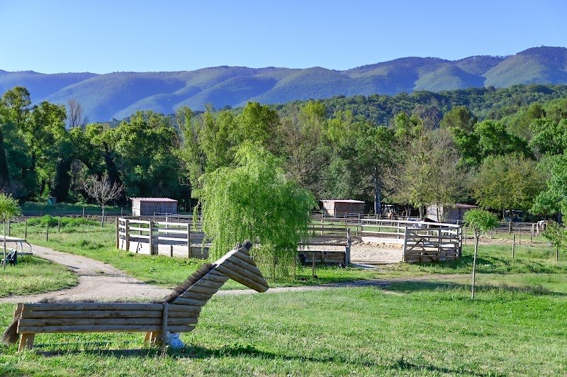 LES ECURIES DU LUBERON - photo 2