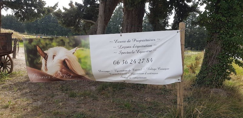 Les Écuries En'Vol