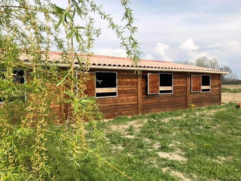 Les Écuries Franco Suisses - photo 1