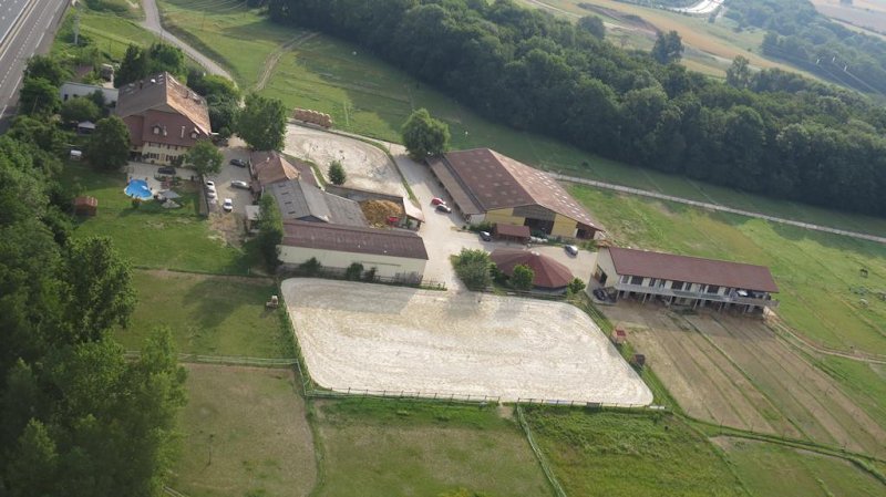 Écuries de Badian - photo 1