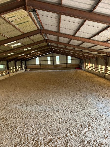 ECURIES DE ROUVRE - photo 1