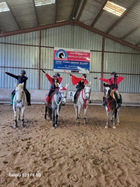 CENTRE EQUESTRE DE NEUVILLE LES DAMES