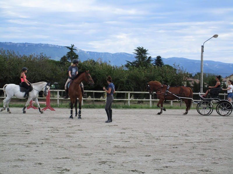 Les écuries d'Airolle - photo 2