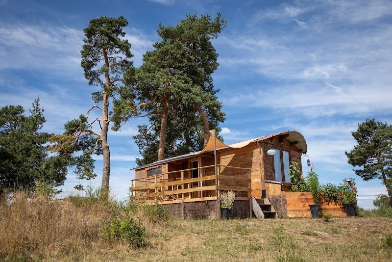 Ferme de Vovady - Gîtes - Hébergements insolites - Randonnées équestre - Centre équestre