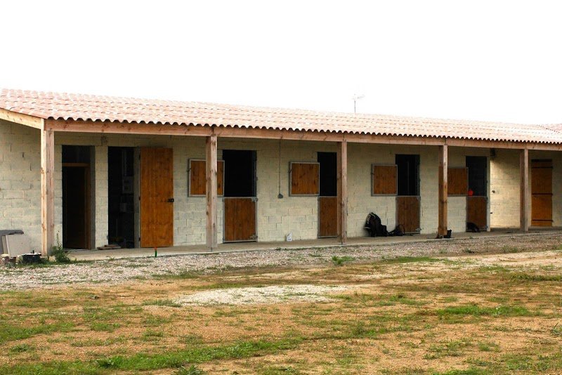 LES ECURIES DU COURCHAMP - photo 2