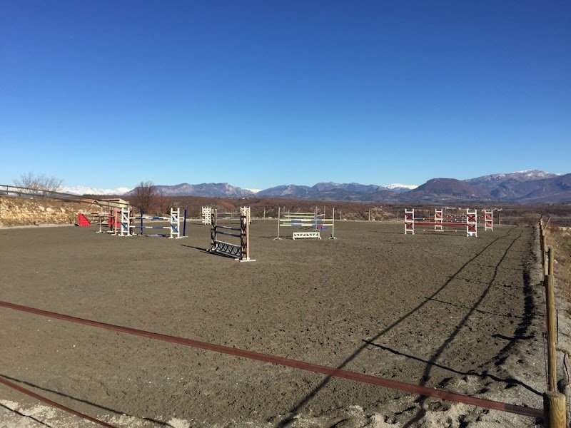 Ecuries Le Peyron - photo 1