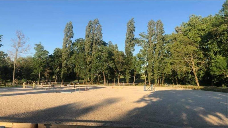 Les écuries de l'Estey-Fleuri | Écurie de propriétaires CSO Bordeaux