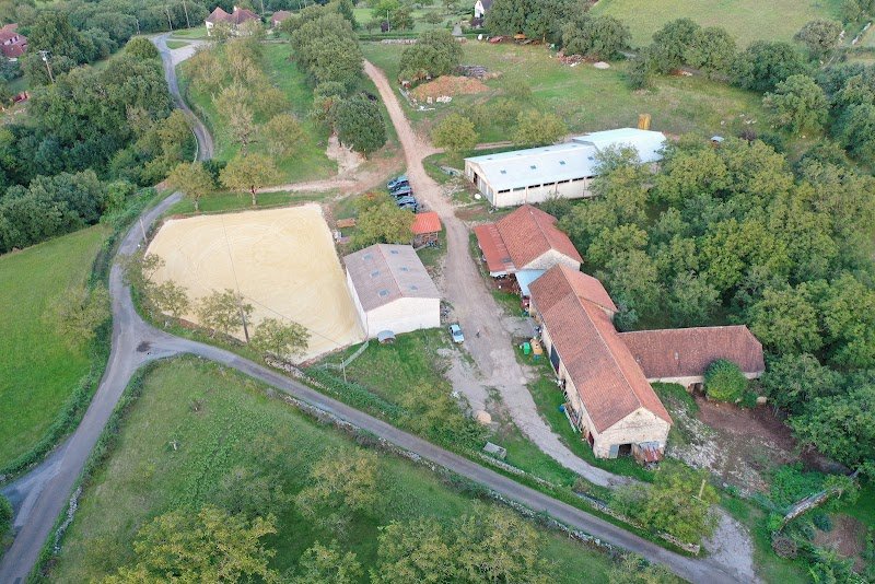 Ecuries de Malebarthe - photo 1