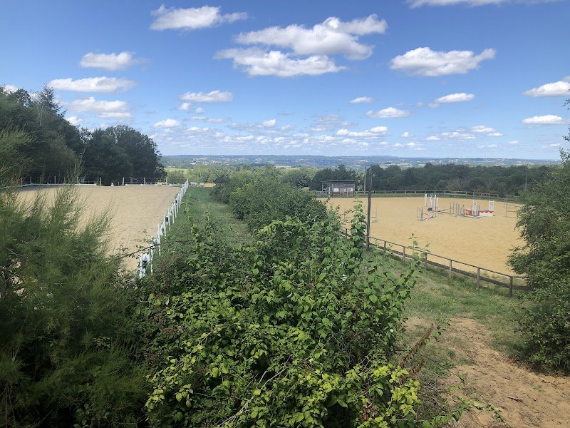 CENTRE EQUESTRE LES SEYCHAS
