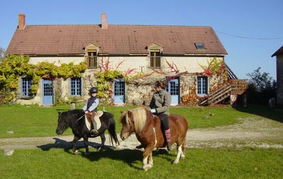 "Les Écuries de Saint-Pierre" Les Gîtes du Berry à St-Pierre - photo 1
