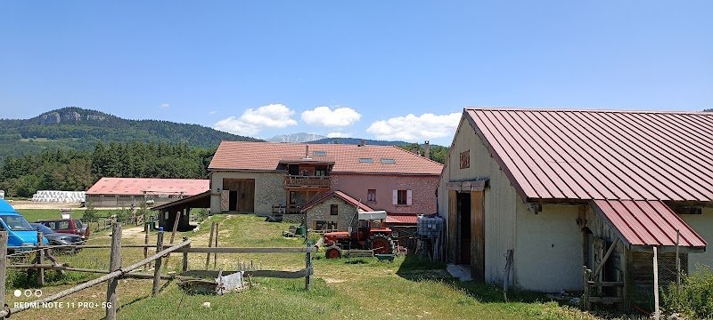 Ranch Pow Grayon:Gîte insolite, d'étape, Équitation western Relais motos/cavaliers , table d'hôte,Vercors ISÈRE DRÔME - photo 1