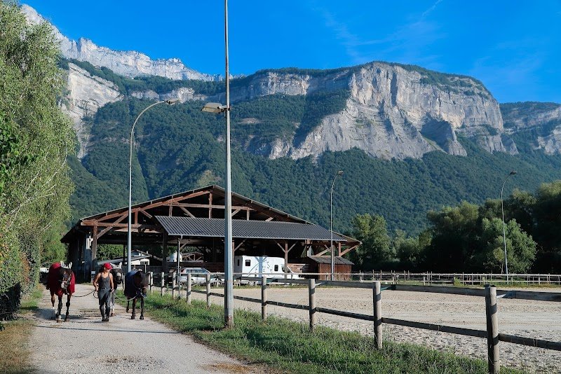 Ecurie de Montfort - photo 2