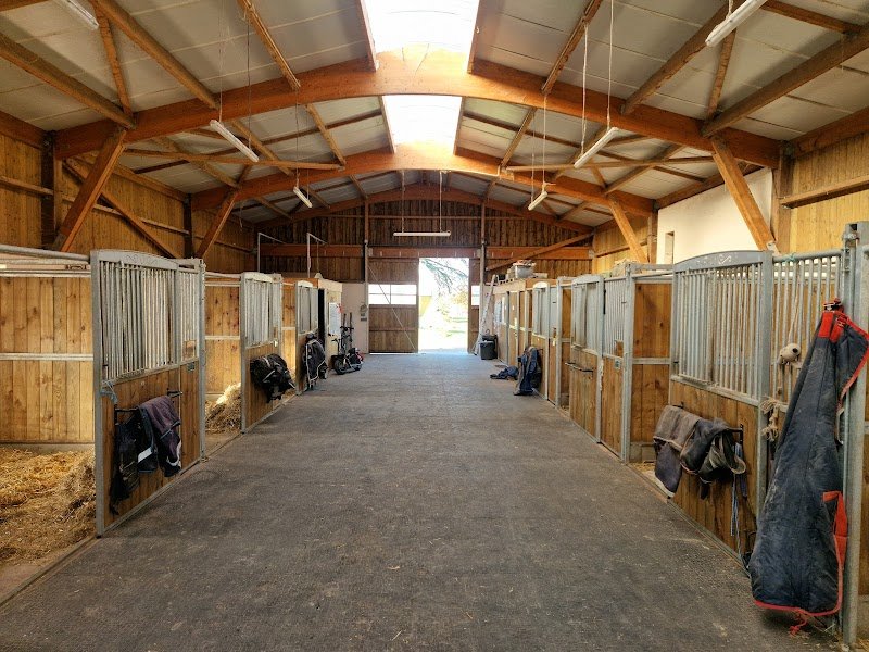 Ecuries - Domaine de Saint Lieux
