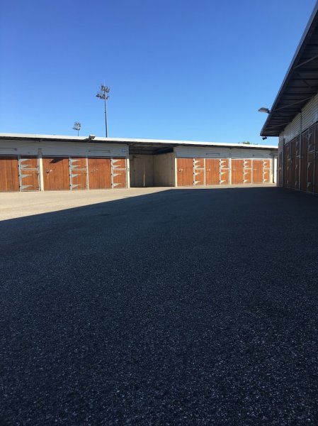 Les Écuries de la Soie