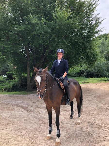 PONEY CLUB DU VAL DE SAONE - Centre Equestre de Lyon