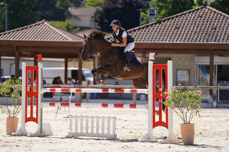 Ecurie Eloïse Viricel - photo 1