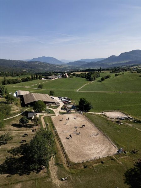 CENTRE EQUESTRE DE TRAIZE - photo 1
