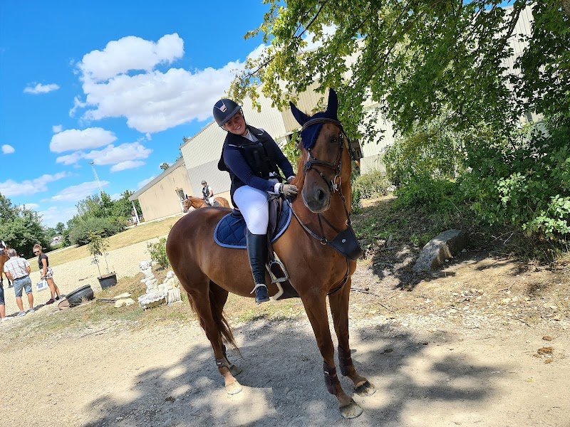 Centre Equestre Le GALOPIN - photo 3