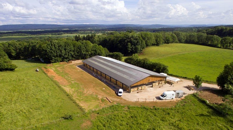 Écuries Julie Rolle - Franche Comté Equi'Passion
