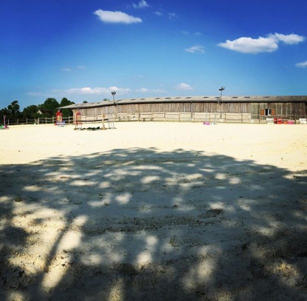 CENTRE ÉQUESTRE ECURIE D'IDOINE (Centre de Formation) - photo 2