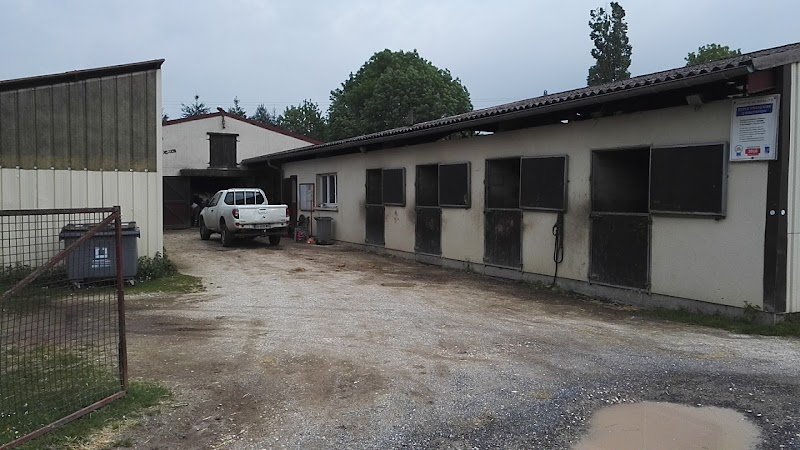 Les Ecuries du Puits des Mèzes - photo 1