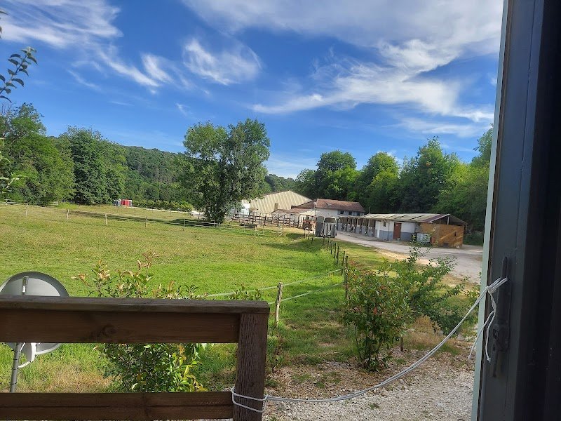 ECURIES DU VIEUX MOULIN SARL