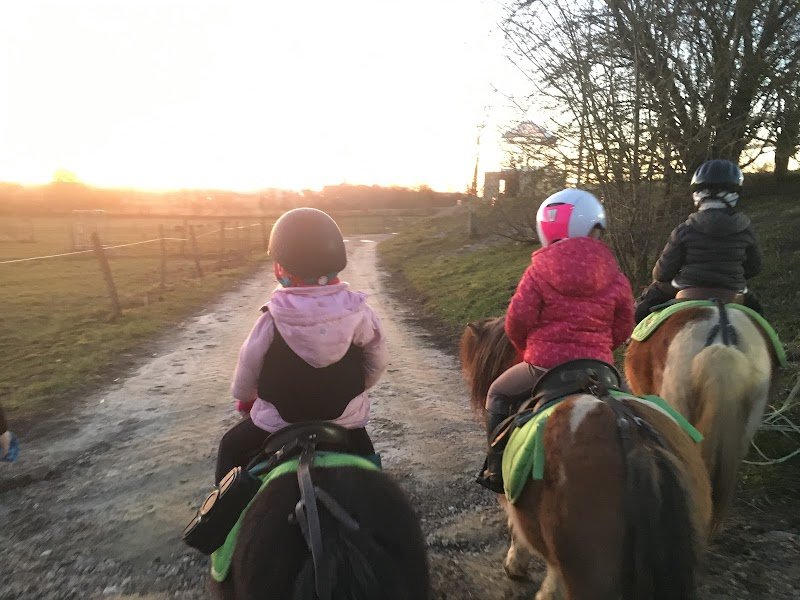 L'écurie des p'tits bouts - photo 1