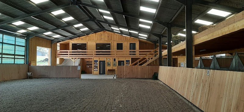 L'Écurie sous la montagne - photo 2