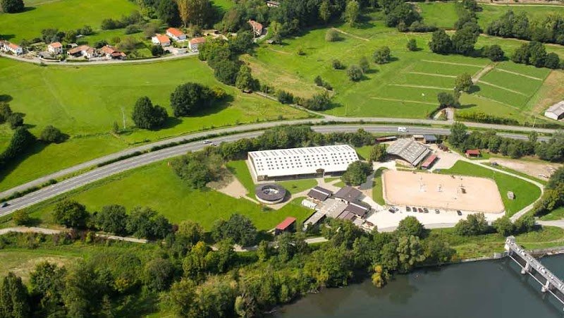 ECURIES DE STE ANNE - photo 1