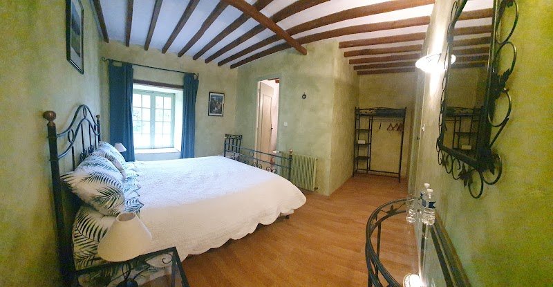 Ferme Equestre et chambres d'hôtes Gateau Stables près Guédelon - photo 2