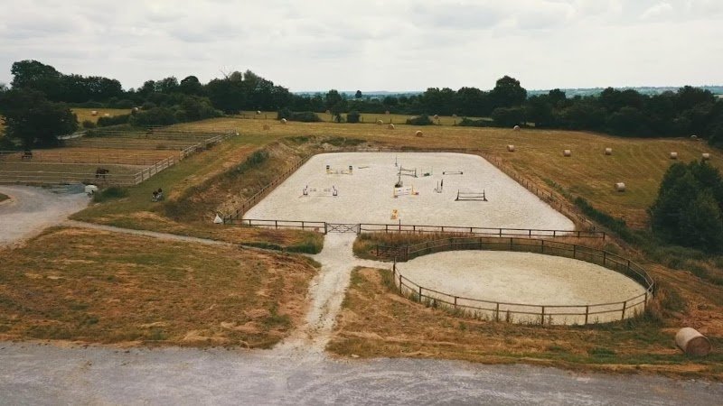 Ecurie et elevage des frênes - photo 2