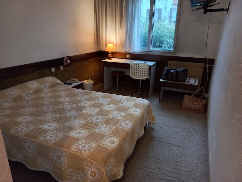 Hôtel Le Fer à Cheval - photo 3