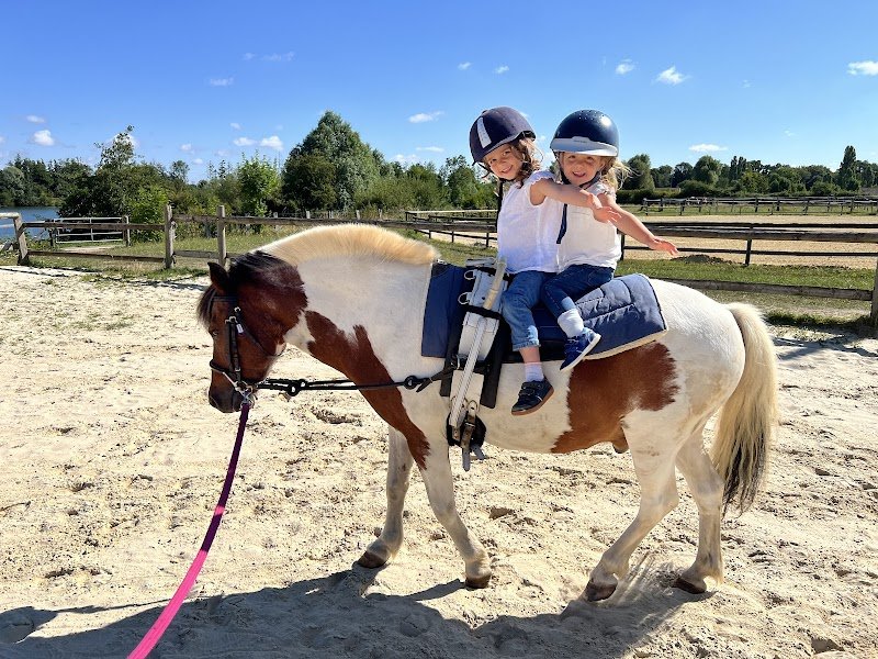 Les Ecuries des Bordes - photo 1