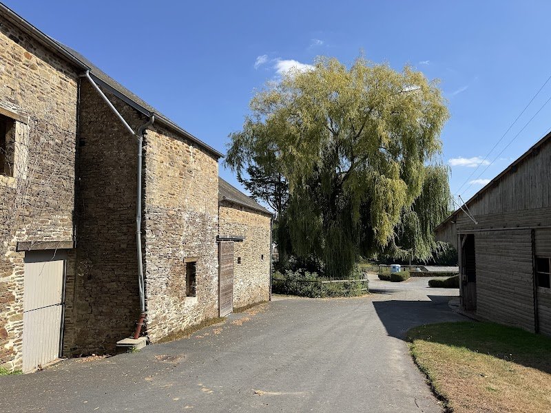 Haras de Sermentot - Écuries de propriétaires - Pension pour chevaux