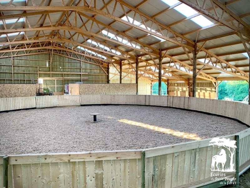 Écuries du Petit Peuple de la Forêt - photo 1
