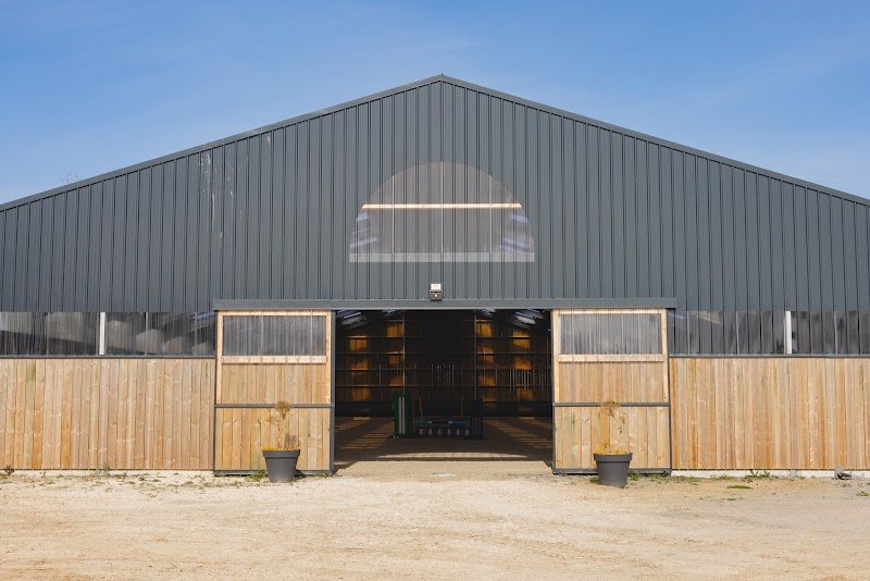 ECURIES ANNE TROMELIN - photo 3