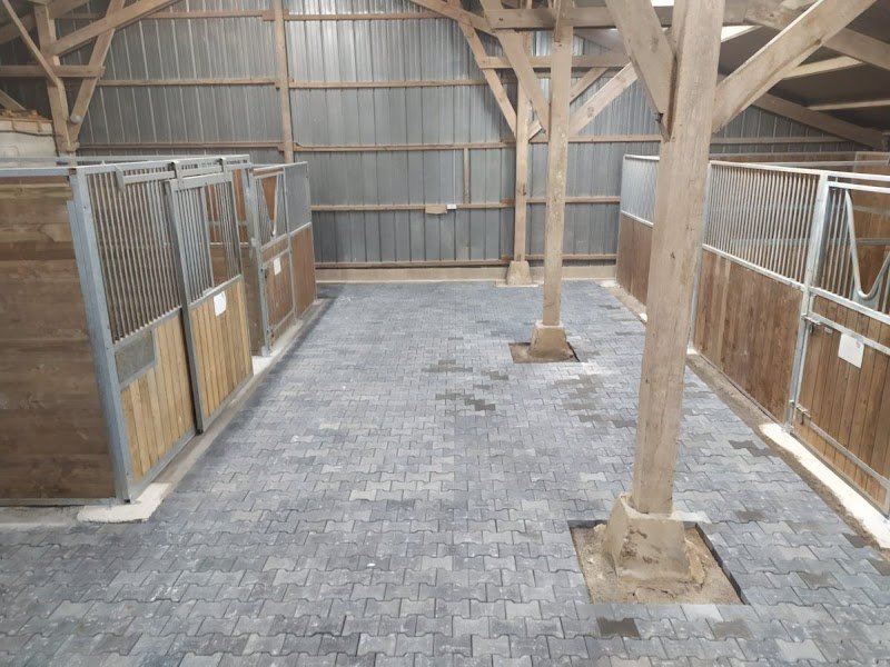 Ecurie de l'Everest - photo 2