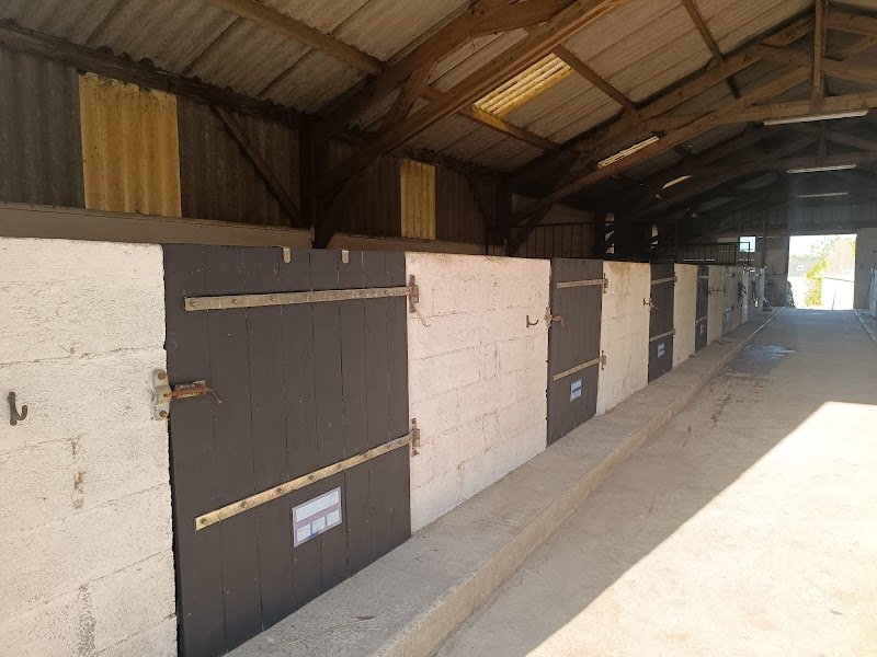 Les écuries de Brennilis