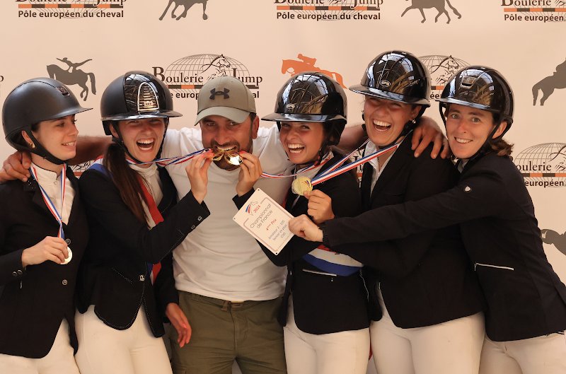 Les Ecuries de Neveztell - photo 1